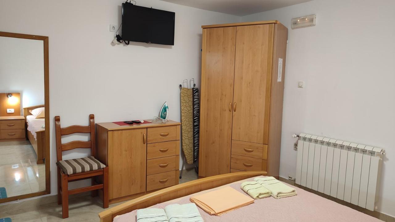 Apartments Familia 布德瓦 外观 照片