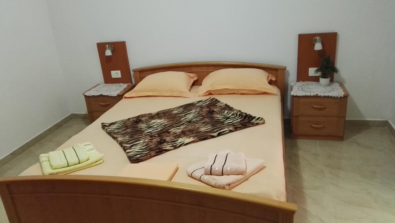 Apartments Familia 布德瓦 外观 照片